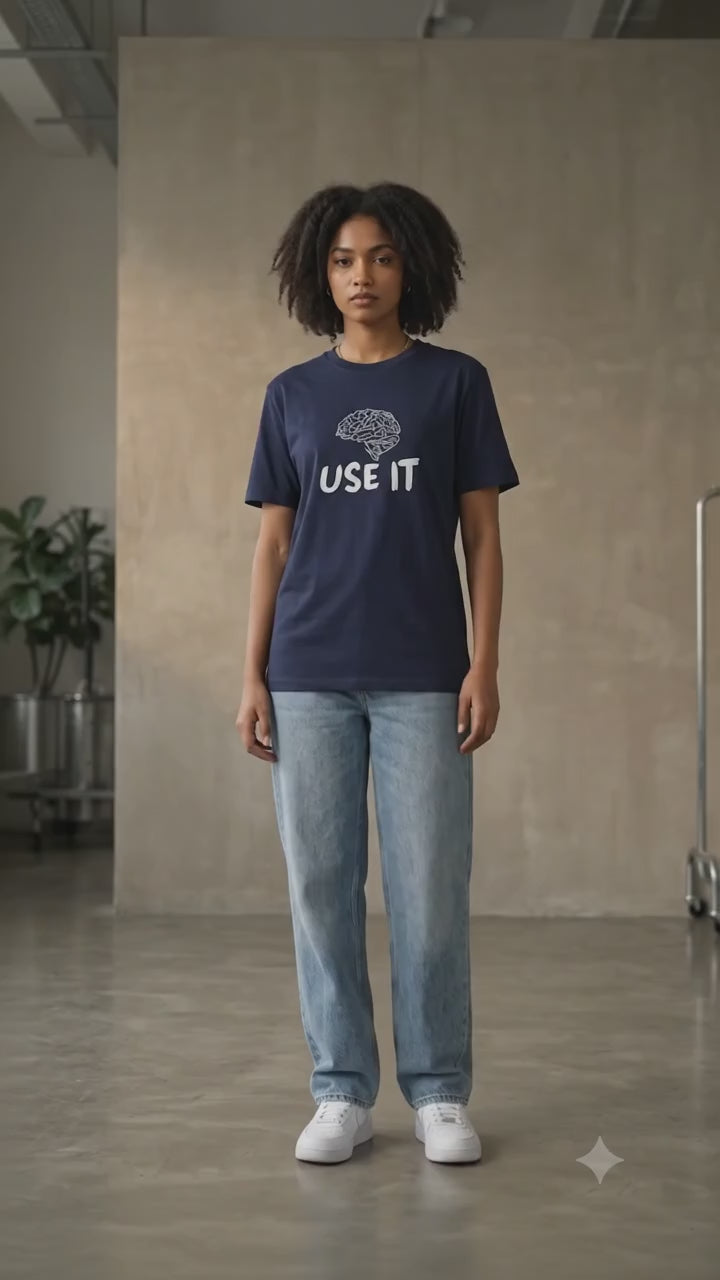 USE IT – Brain Graphic T-Shirt